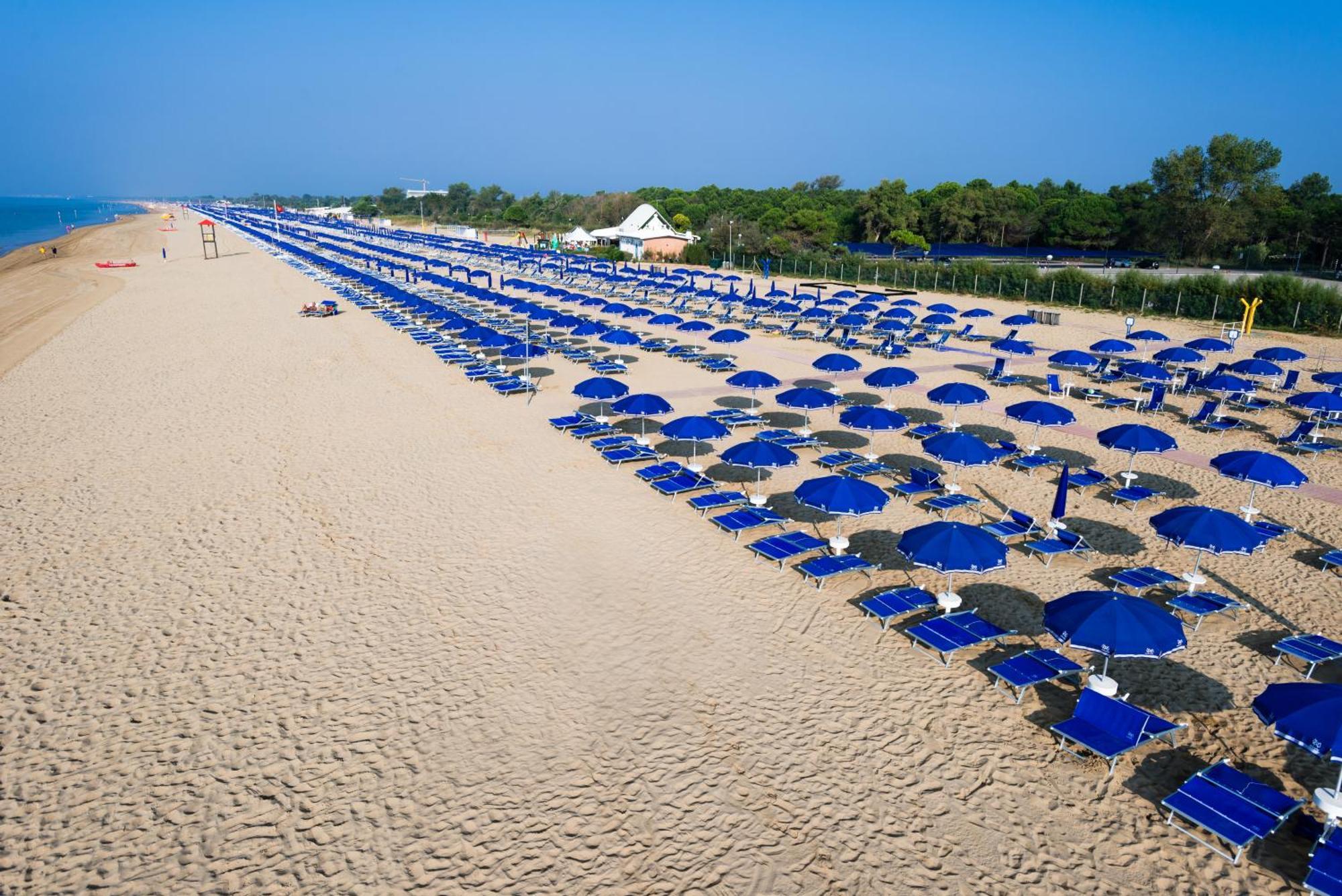 Residenza Al Parco Aparthotel Bibione Exterior photo
