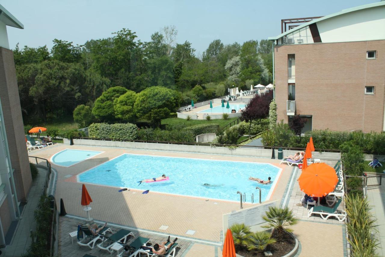 Residenza Al Parco Aparthotel Bibione Exterior photo